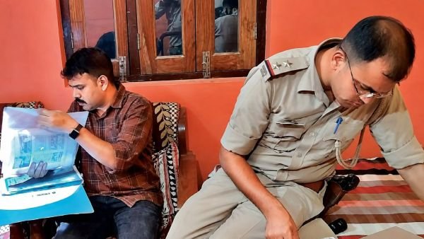 JPSC परीक्षा घोटाले में बड़ा एक्शन, रांची के कोचिंग सेंटर पर CID की रेड; OMR शीट भी मिली
