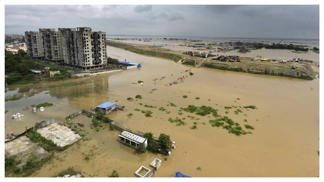 बिहार की कौन-कौन सी नदियां डरा रहीं, किन जिलों में है बाढ़ का रेड अलर्ट