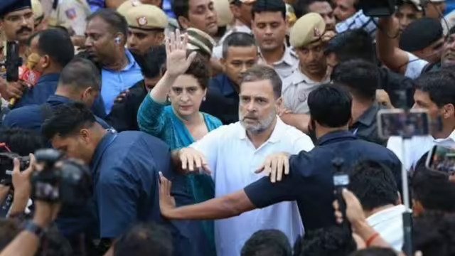 ‘वोट चोरी’ के मुद्दे पर INDIA गठबंधन का सुप्रीम कोर्ट तक मार्च, दिल्ली में सुरक्षा सख्त; 6 मेट्रो स्टेशन बंद